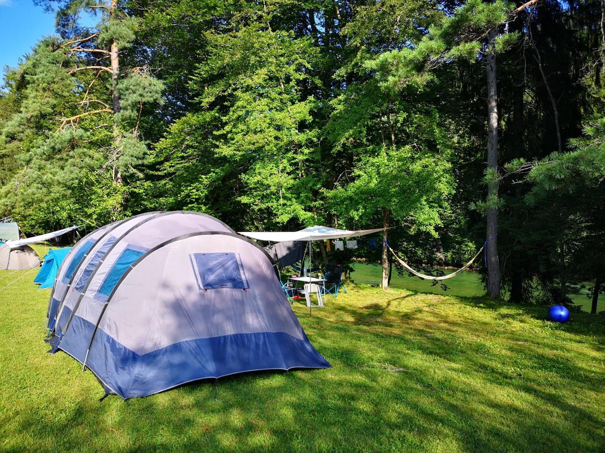 רדובליצ'ה Eco River Camp - Pitches מראה חיצוני תמונה